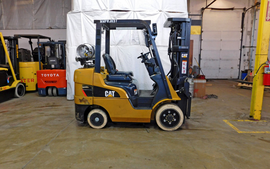 2012 Caterpillar 2C6000 Forklift on Sale in Chicago