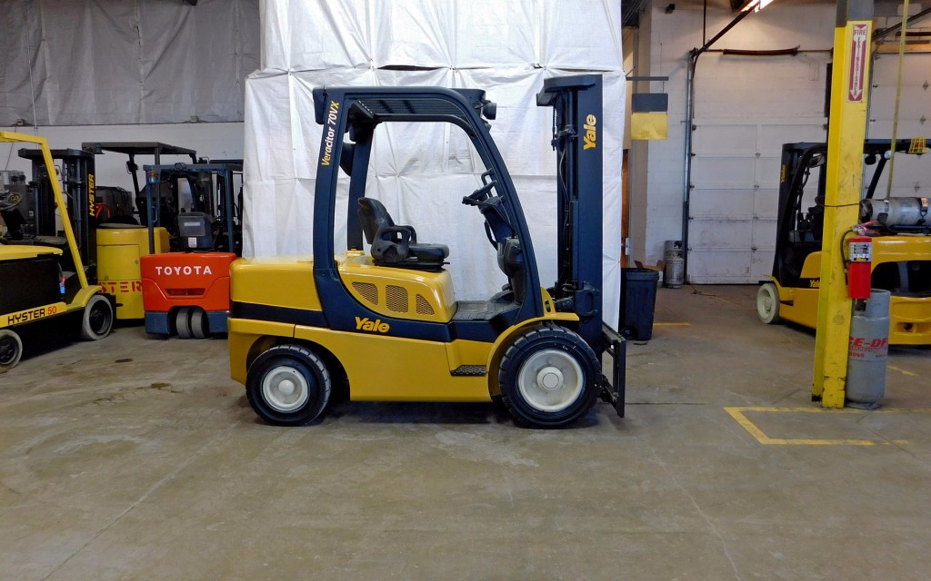  2007 Yale GDP070VX Forklift on Sale in Chicago