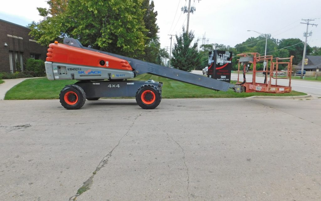  2007 SkyJack SJ40T Boom Lift on Sale in Chicago