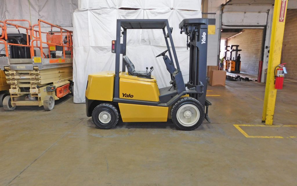  2003 Yale GDP060 Forklift on Sale in Chicago