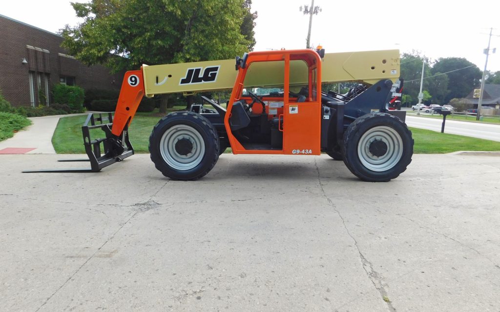  2011 JLG G9-43A Telehandler on Sale in Chicago